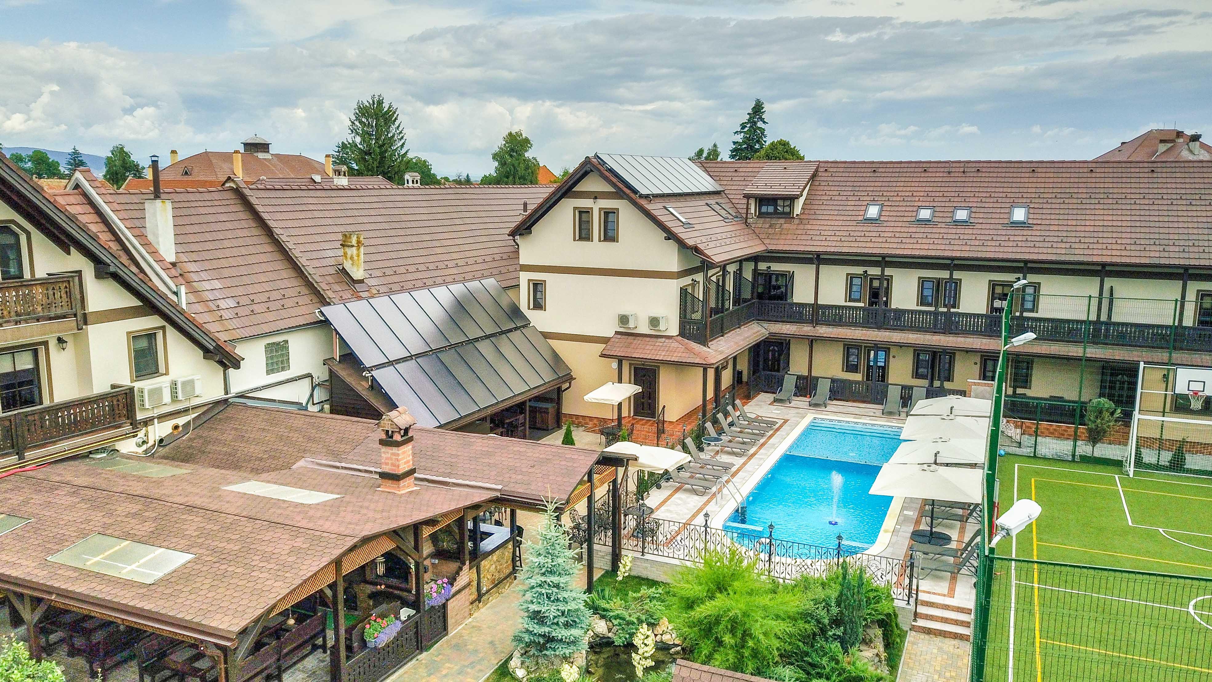 Conacul Ambient Hotel คริสเตียน ภายนอก รูปภาพ